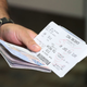Imagen para el artículo titulado Antes de viajar al extranjero asegúrate de que tu pasaporte tiene al menos dos páginas en blanco